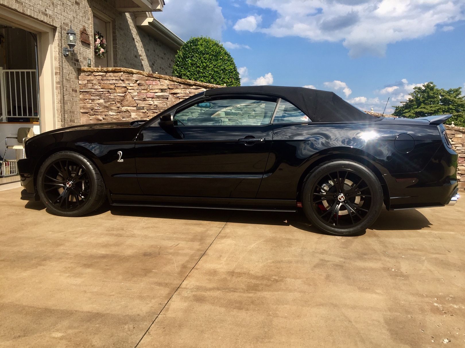 READERS RIDE 2013 Shelby Mustang GT 500 - 04